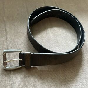 Levi’s Classic Leather Belt